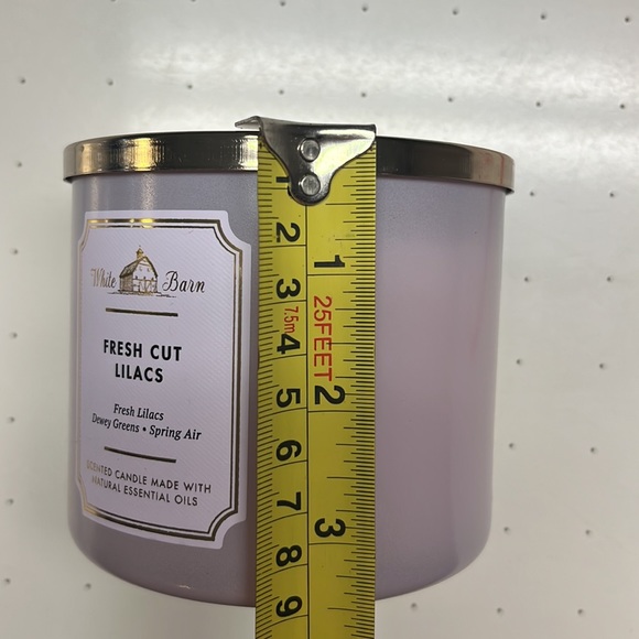 New 3 wick White Barn Candle - Picture 6 of 7